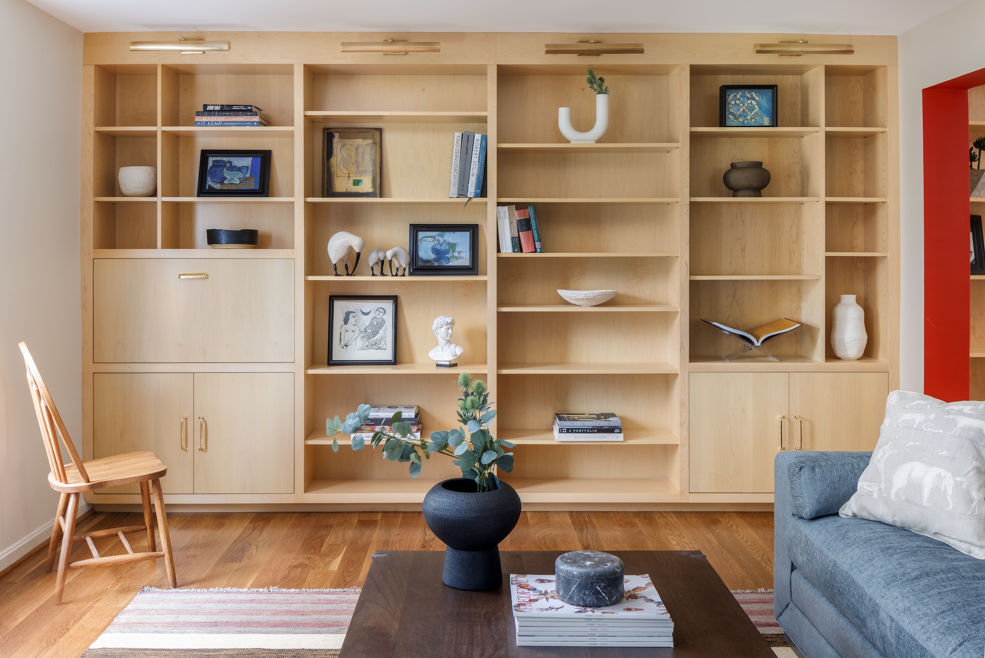 Build In Shelving With Desk Natalia Allende Studio