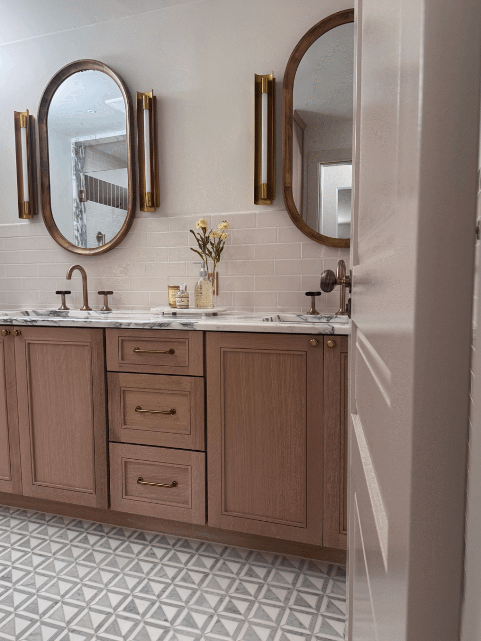 Bathroom Entry Interior Designer Natalia Allende